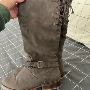 Womans Boots